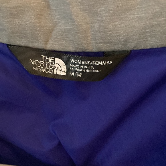 The North face light down coat - Picture 2 of 6